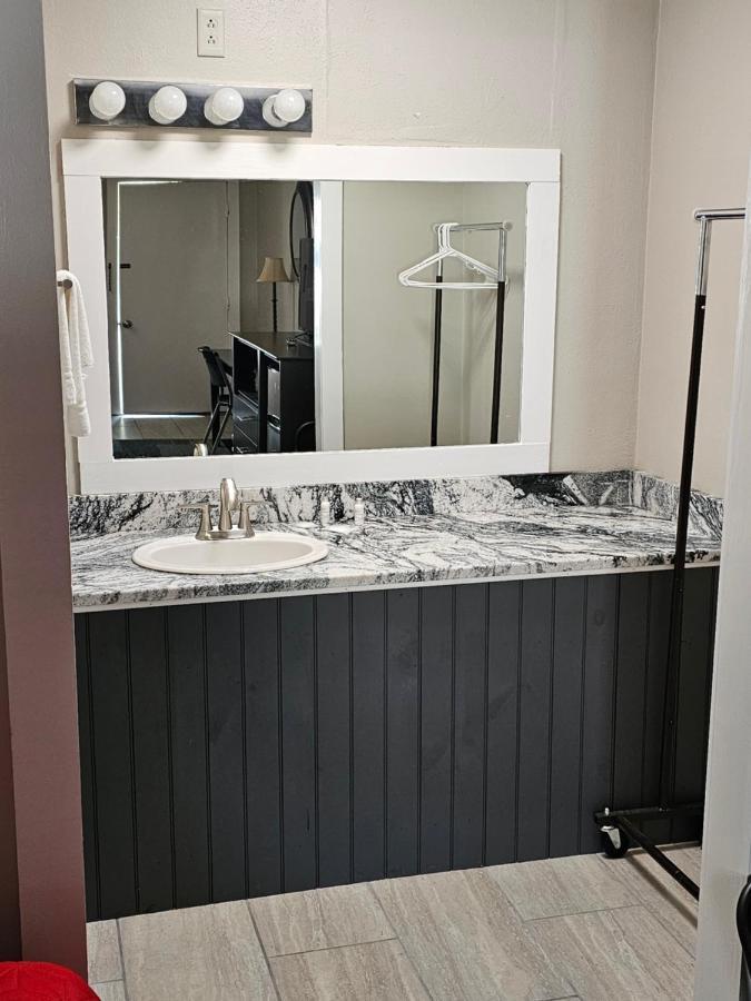 Oakland Oak Mar Motel المظهر الخارجي الصورة
